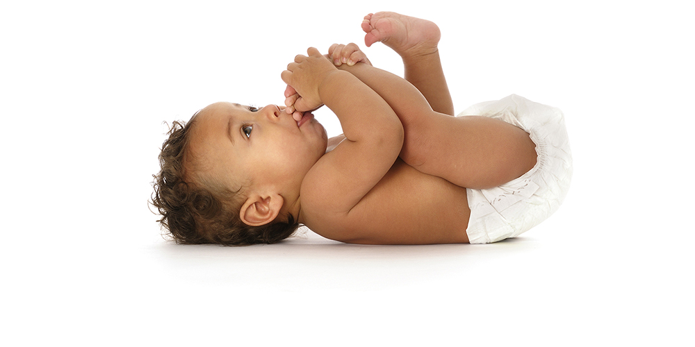 chiusura su pannolini per bebè e pannoloni per adulti aplix